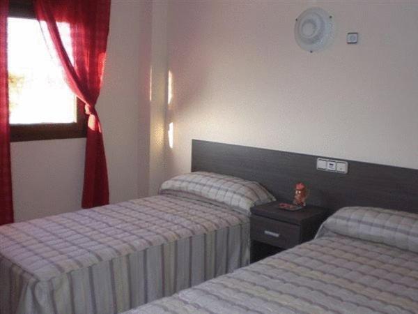 Hotel Casa Marzo Кариньена Экстерьер фото